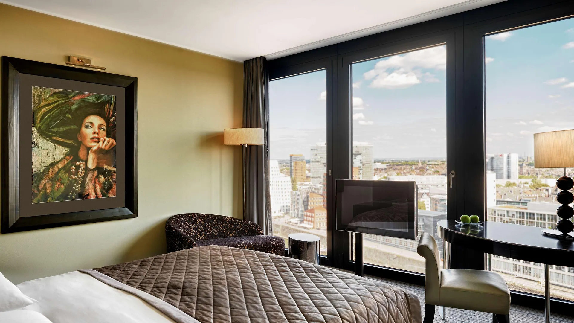 *****  Hyatt Regency Dusseldorf Hotel Germany