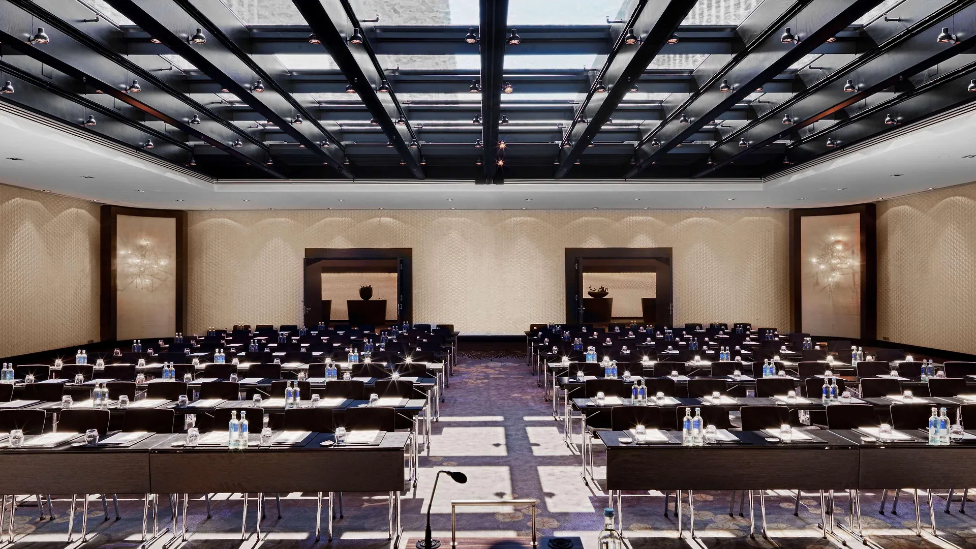 Hyatt Regency Dusseldorf Hotel
